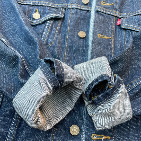 levis denim jacket in medium wash size S mens modern type III - Picture 3 of 16